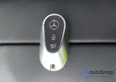 2024 Mercedes-Benz C 300 из США, поврежденный, VIN W1KAF4HB5RR224587